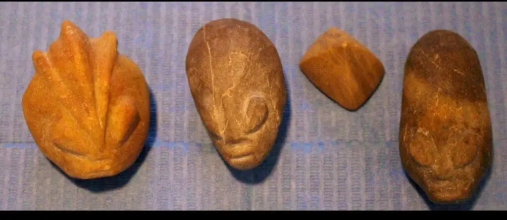 artifacts mummy cave
